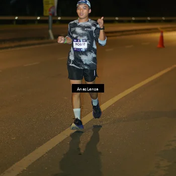 Runner Photo 7659893