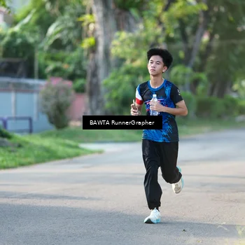 Runner Photo 7659896