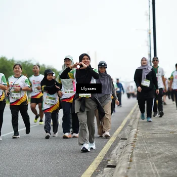 Runner Photo 7659904