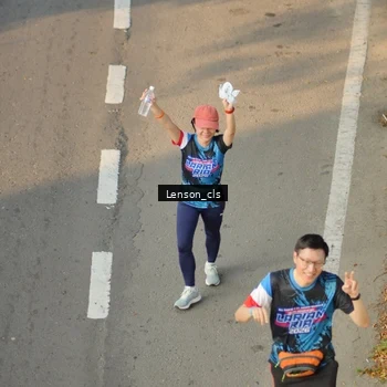 Runner Photo 7659918