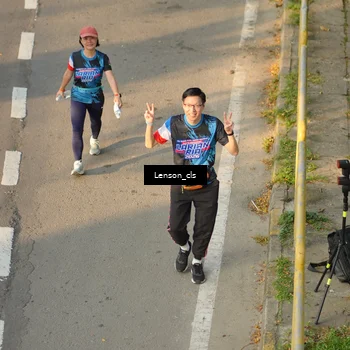 Runner Photo 7659921
