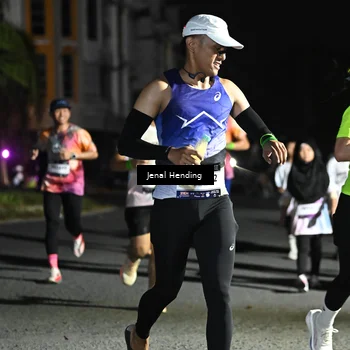 Runner Photo 7659935