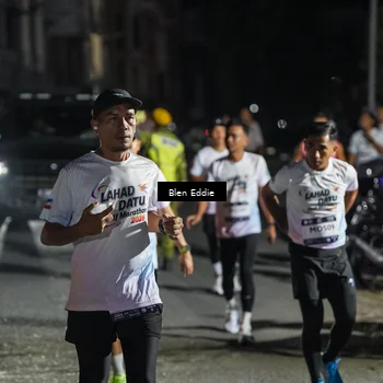Runner Photo 7659952