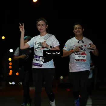 Runner Photo 7659974