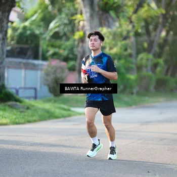 Runner Photo 7659975