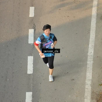Runner Photo 7659978