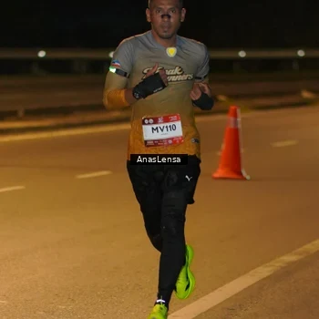 Runner Photo 7659988