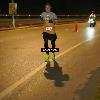 Runner Photo 7660004