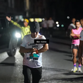 Runner Photo 7660007