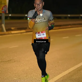 Runner Photo 7660014