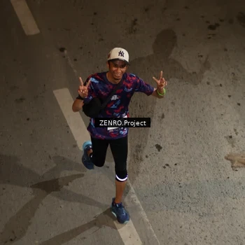 Runner Photo 7660025
