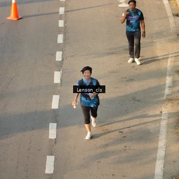 Runner Photo 7660028