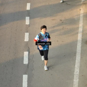 Runner Photo 7660031