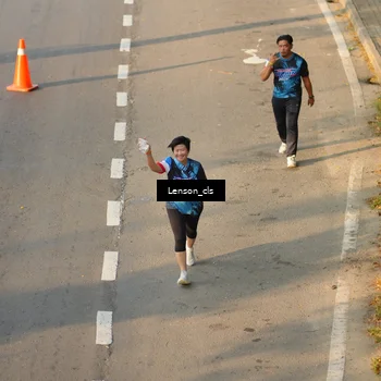 Runner Photo 7660037