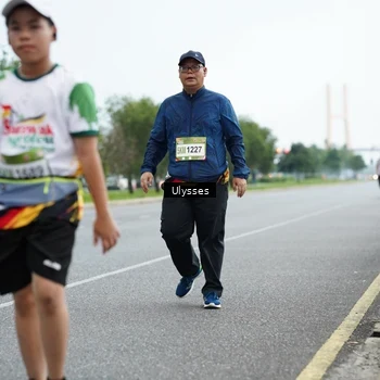 Runner Photo 7660043
