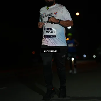 Runner Photo 7660075
