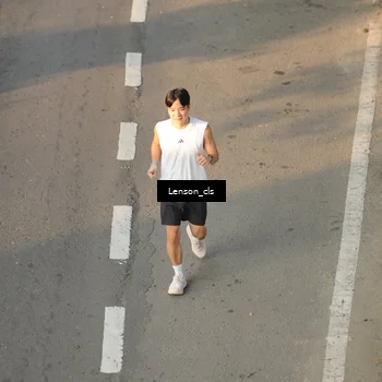 Runner Photo 7660078