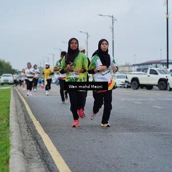 Runner Photo 7660079