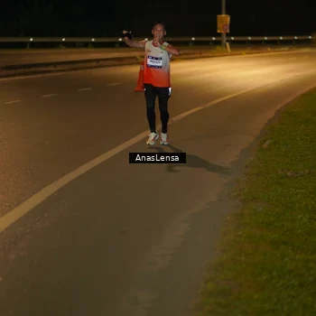 Runner Photo 7660118