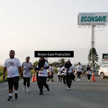Runner Photo 7660130