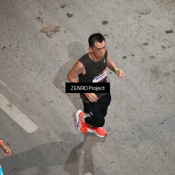 Runner Photo 7660144