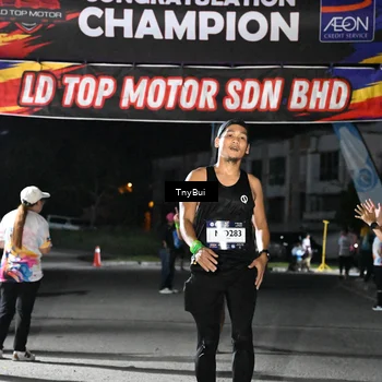 Runner Photo 7660150