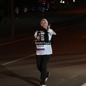 Runner Photo 7660151