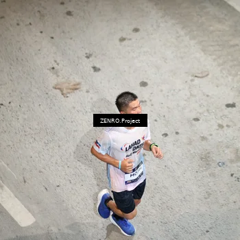 Runner Photo 7660163
