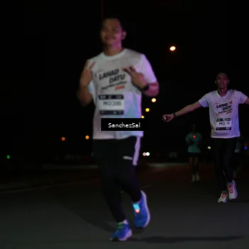 Runner Photo 7660173
