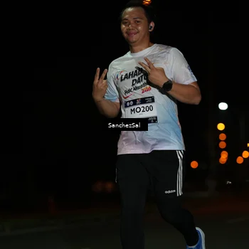 Runner Photo 7660190