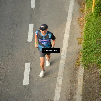 Runner Photo 7660201