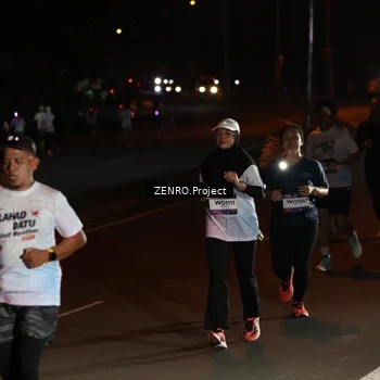 Runner Photo 7660207