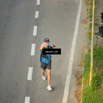 Runner Photo 7660223
