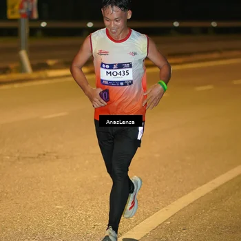 Runner Photo 7660244