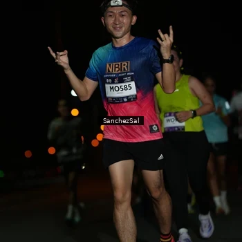 Runner Photo 7660259
