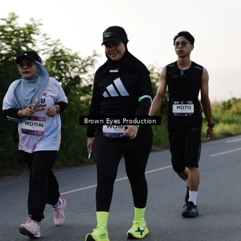 Runner Photo 7660266