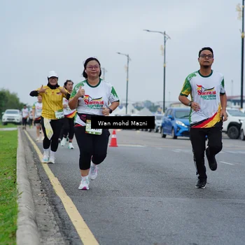 Runner Photo 7660291