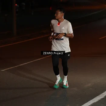 Runner Photo 7660299