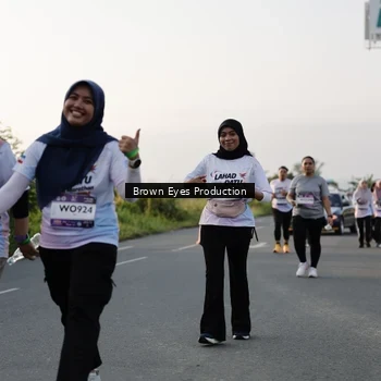 Runner Photo 7660300