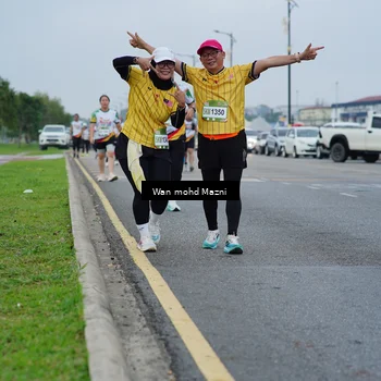 Runner Photo 7660311