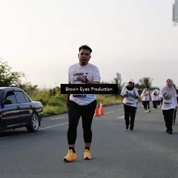 Runner Photo 7660313
