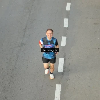 Runner Photo 7660322