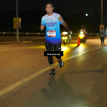 Runner Photo 7660343