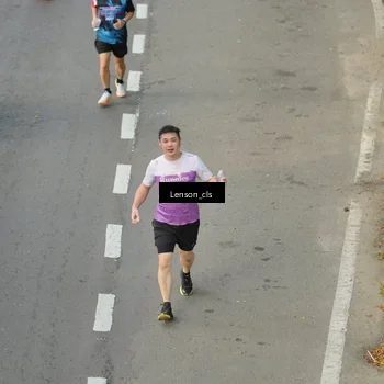 Runner Photo 7660348