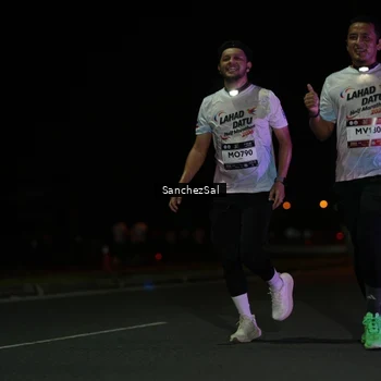 Runner Photo 7660357