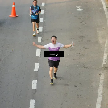 Runner Photo 7660361