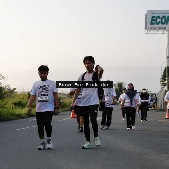 Runner Photo 7660370