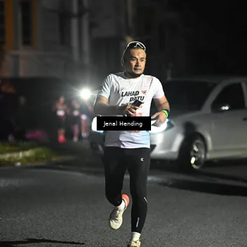 Runner Photo 7660372