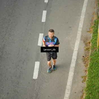 Runner Photo 7660375