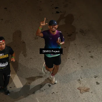 Runner Photo 7660377